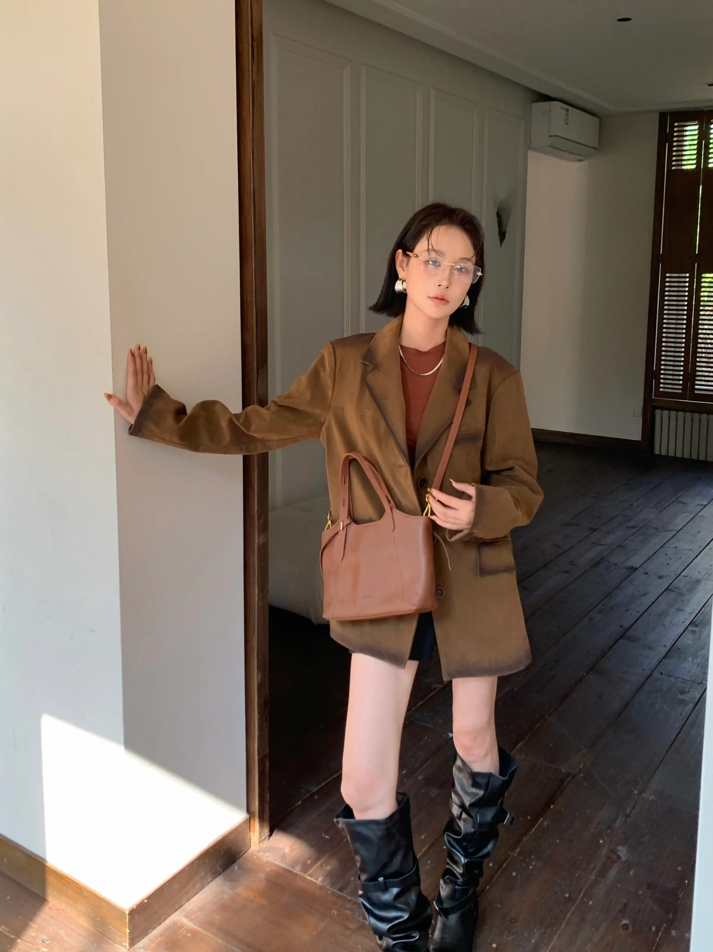 Nora Cognac Tote Bag — view 2
