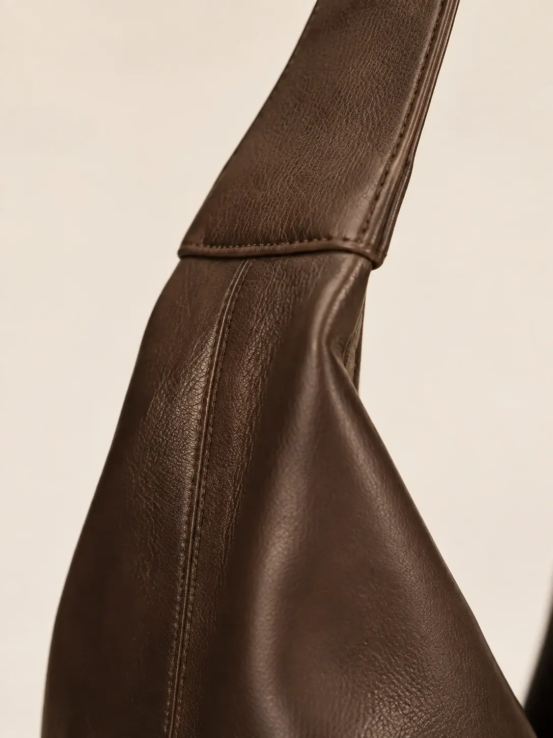 Soft Shoulder Bag — view 3